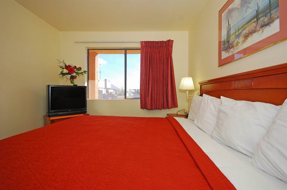 American Inn & Suites Mesa Exteriör bild
